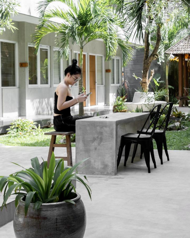 Seruni Guest House เดนปาซาร์ ภายนอก รูปภาพ
